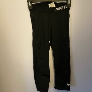 Nike Pro Capris